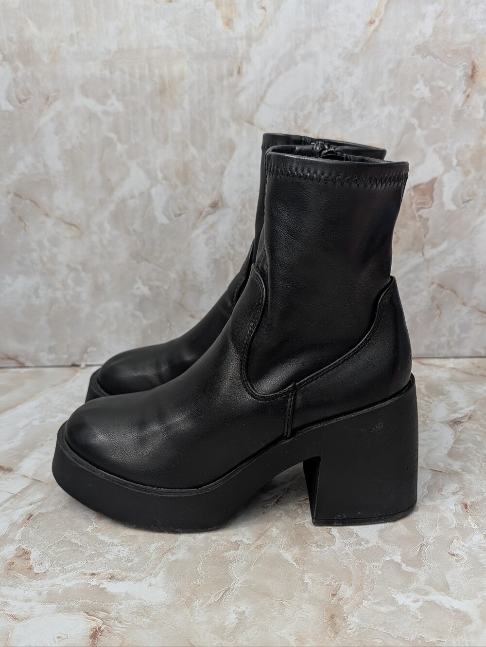Madden Girl Ankle Boots Black Platform Block Heel Lug Sole Woman's Sz 7 - Picture 3 of 13
